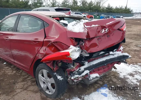 2012 Hyundai Elantra Gls (Ulsan Plant) from USA, damaged, VIN KMHDH4AE5CU393496